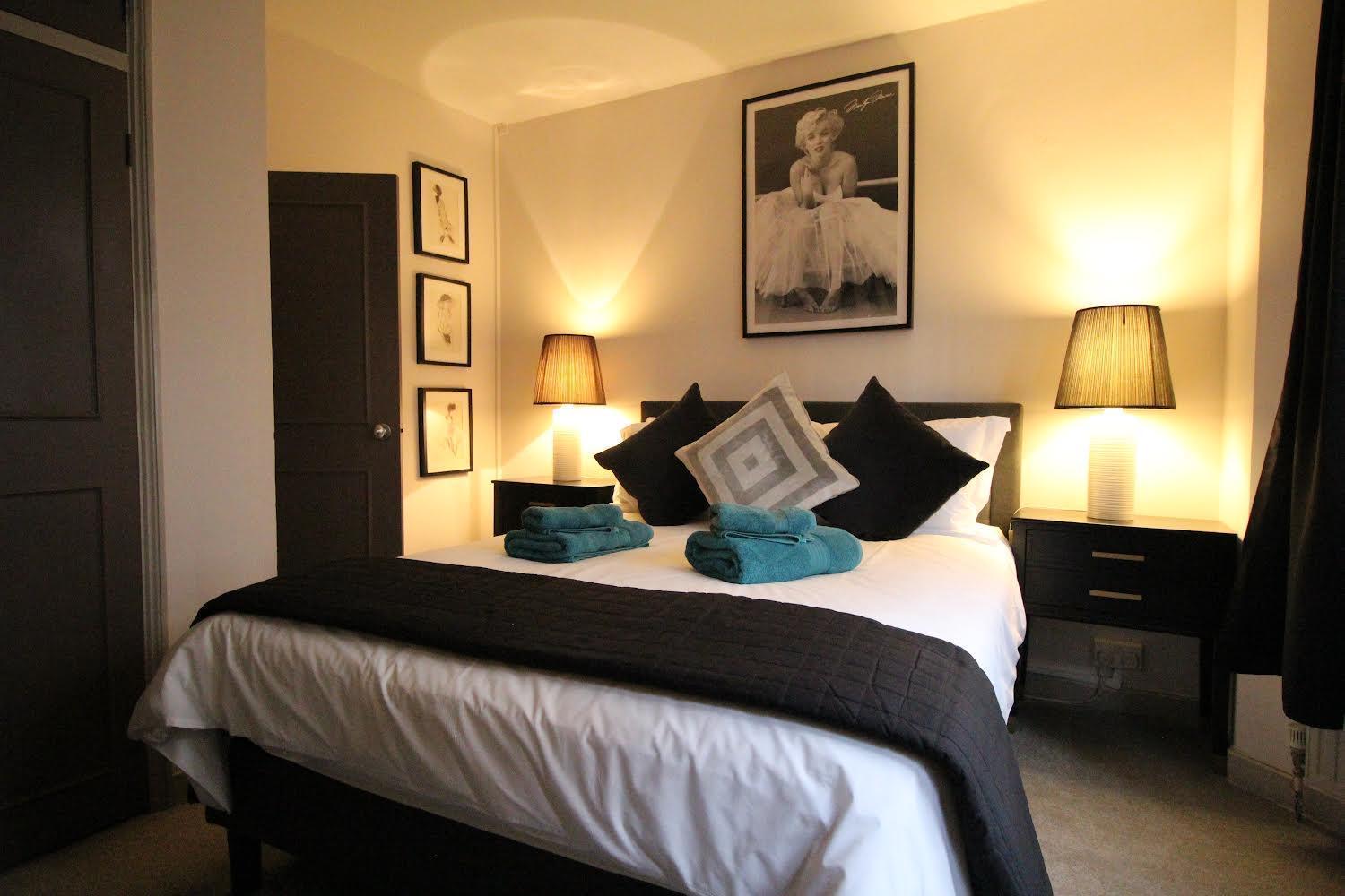 The Bromptons, Luxury South Kensington Apartment Лондон Екстериор снимка